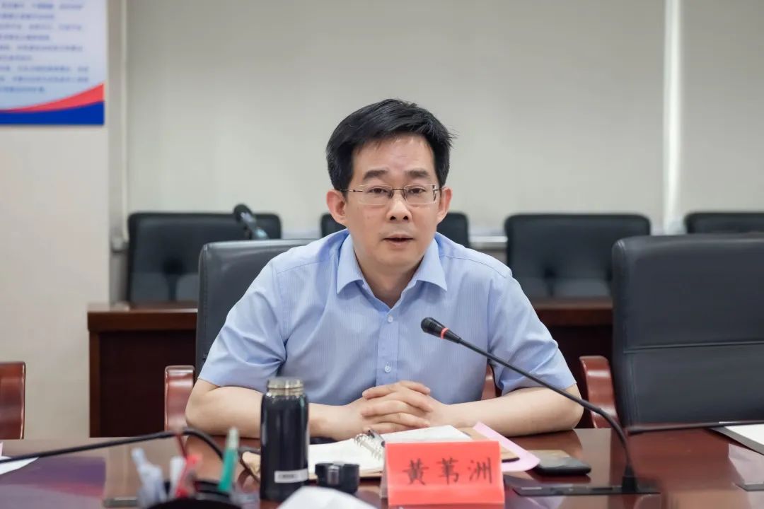 福建信管局一行到福建廣電網(wǎng)絡(luò)、中廣電移動(dòng)福建分公司調(diào)研廣電5G建設(shè)工作