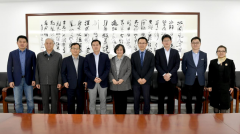 山東廣電網(wǎng)絡(luò)召開山東省醫(yī)養(yǎng)健康產(chǎn)業(yè)智庫(kù)創(chuàng)新、創(chuàng)意高峰論壇